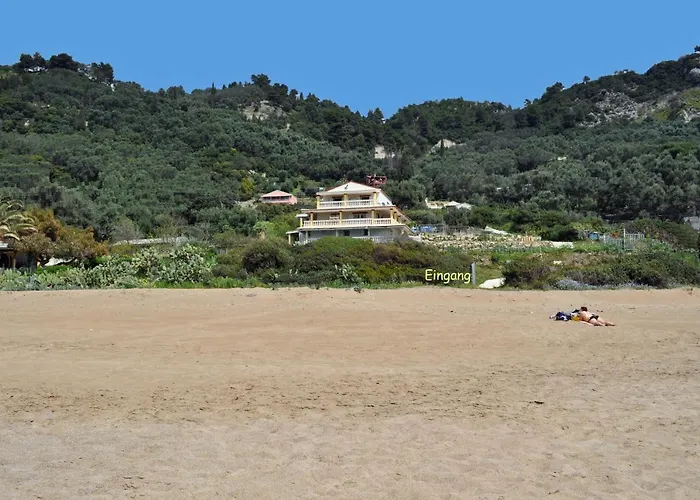 House Tolis - *