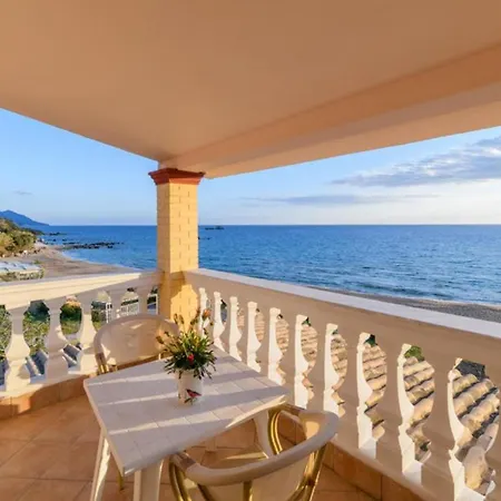Appartamento House Tolis -