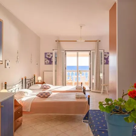 Apartament House Tolis - *